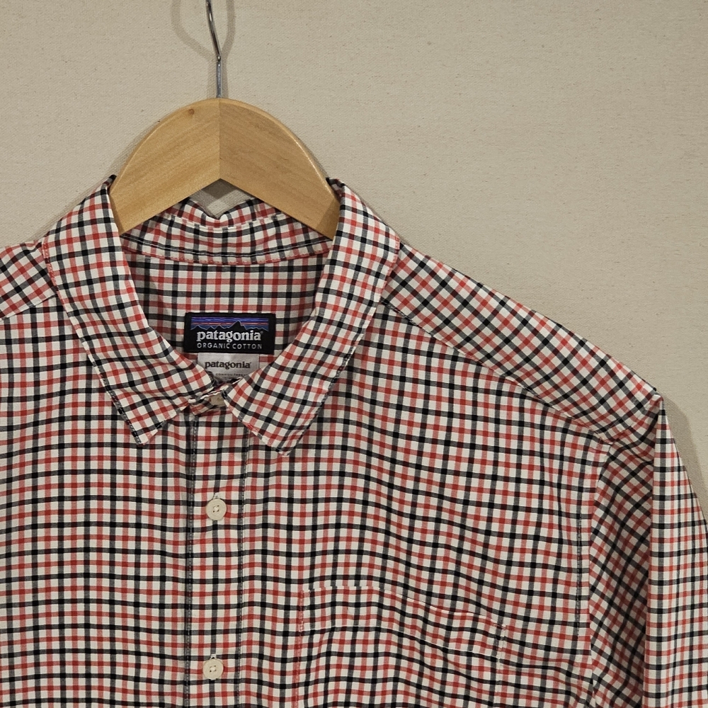 Patagonia Short Sleeve Button Down M